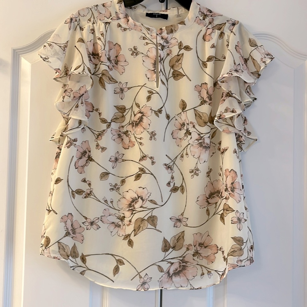 Tahari Floral Chiffon Flutter Sleeve Blouse M